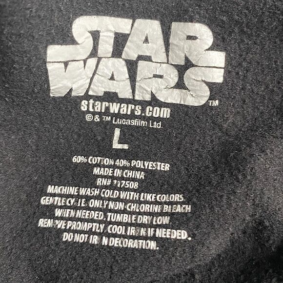 Star Wars Yoda Women’s Size Large Cropped Hooded Sweatshirt Pullover - Picture 4 of 9